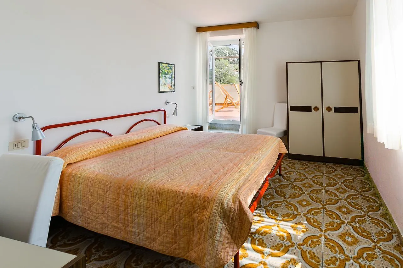 Hotel Ca' Ligure 피에트라리구레