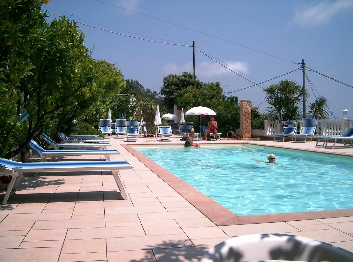 Hotel Ca' Ligure Pietra Ligure 0*,  Italy