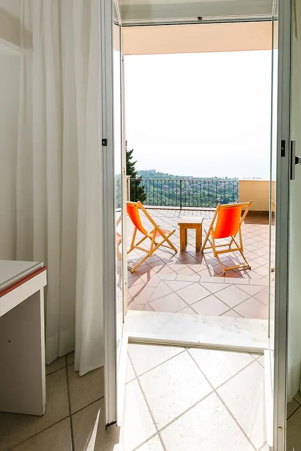 Hotel Ca' Ligure Pietra Ligure 0*,